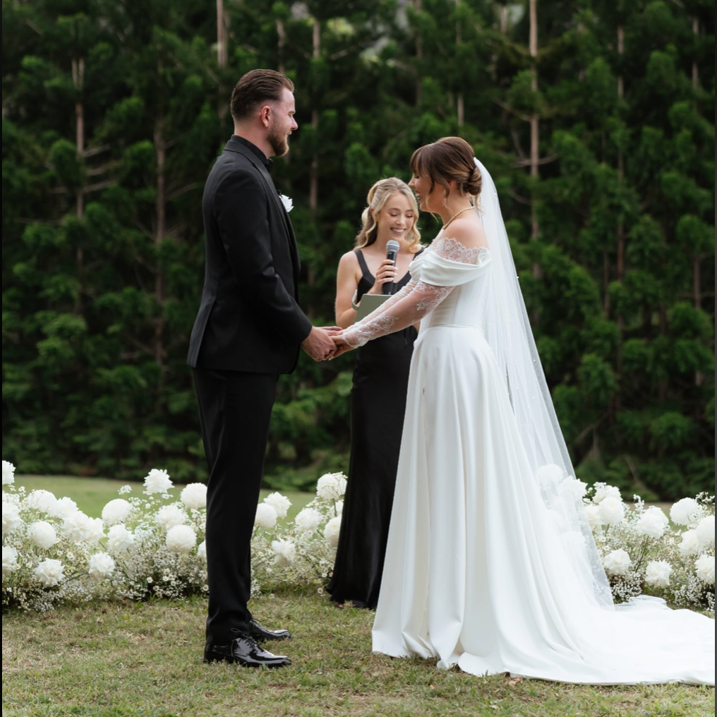 Couple choosing a marriage celebrant on the Gold Coast — I Do by Isabella